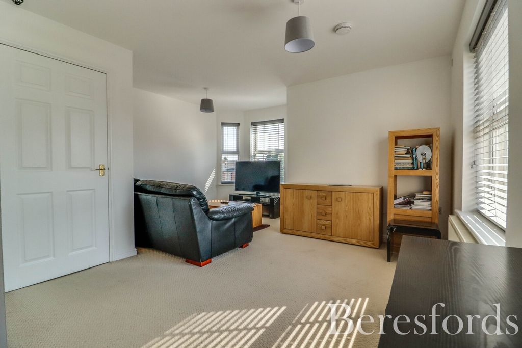 Property photo 2 of 14 Picture No. 04