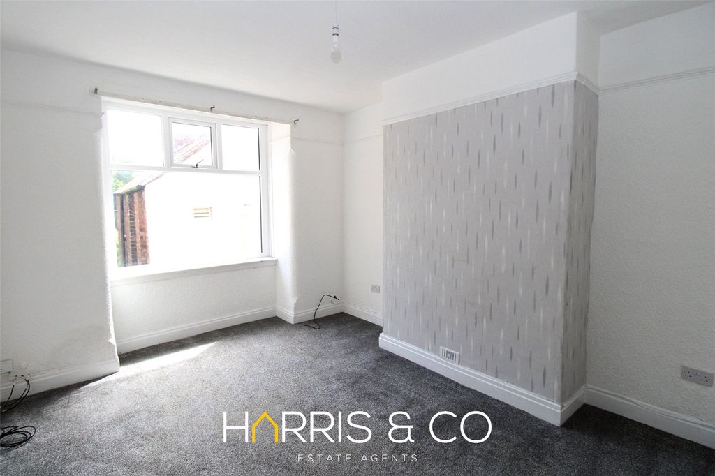 Property photo 2 of 11 Picture No. 07