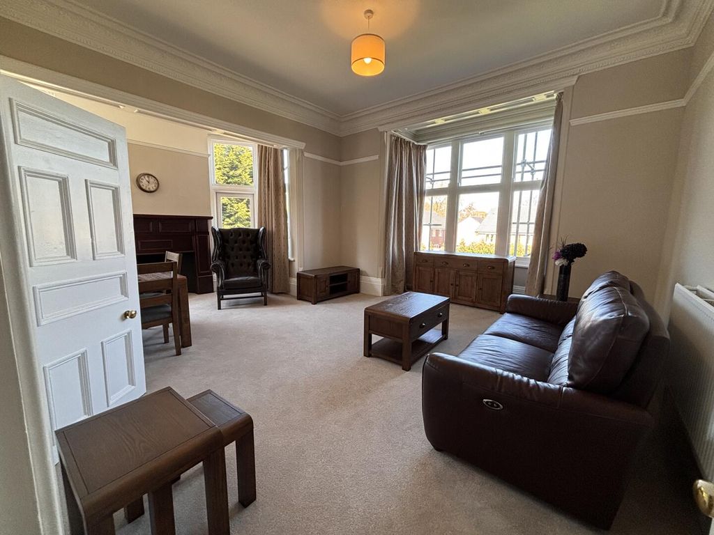 Property photo 2 of 16 Living Room