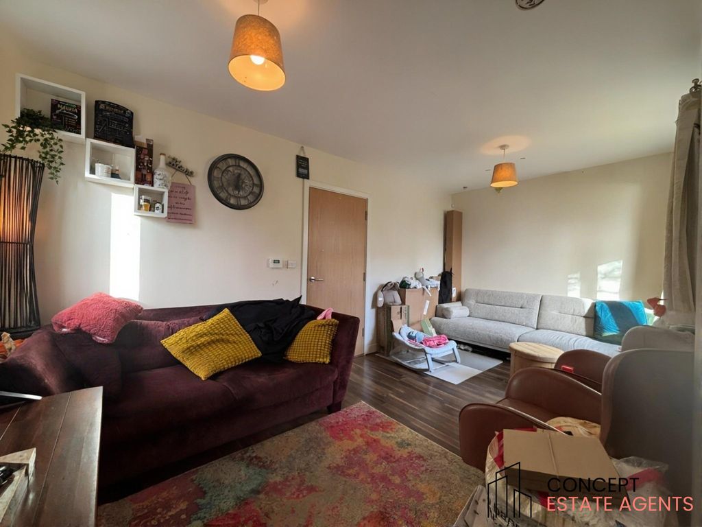 Property photo 3 of 15