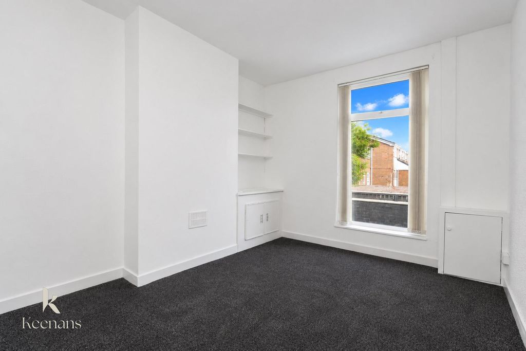 Property photo 3 of 23 61-10.Jpg