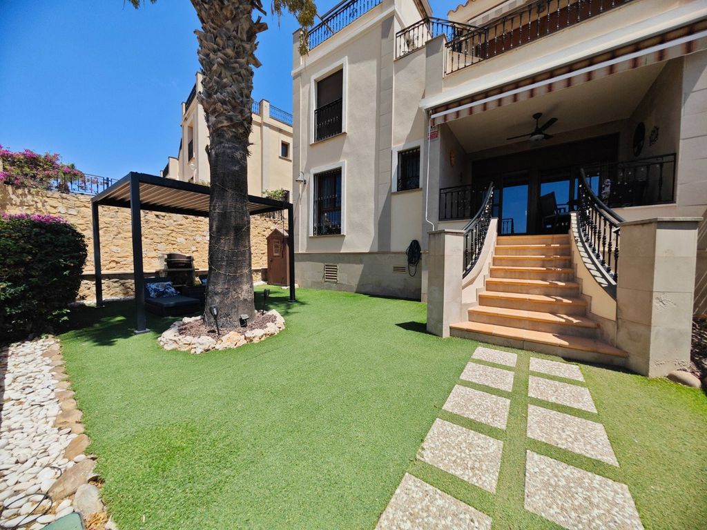 Property photo 1 of 39