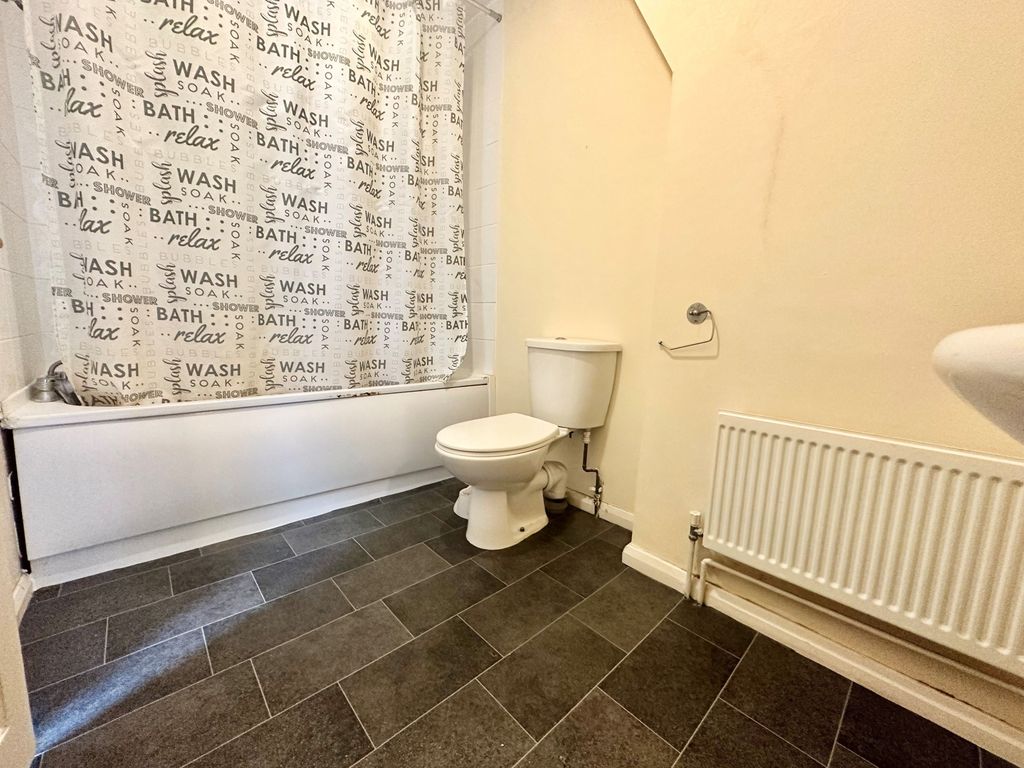 Property photo 3 of 5 Picture 3