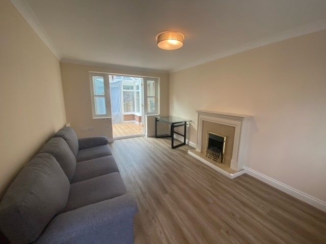 Property photo 2 of 12 Living Room