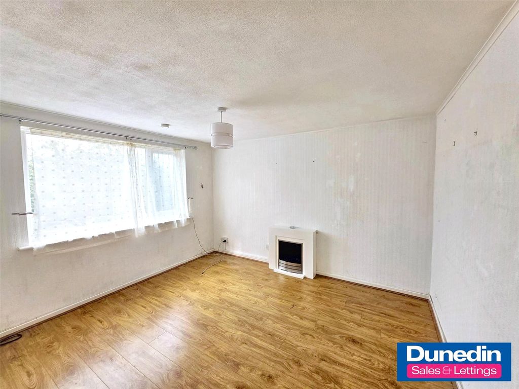 Property photo 2 of 10 Picture No. 04