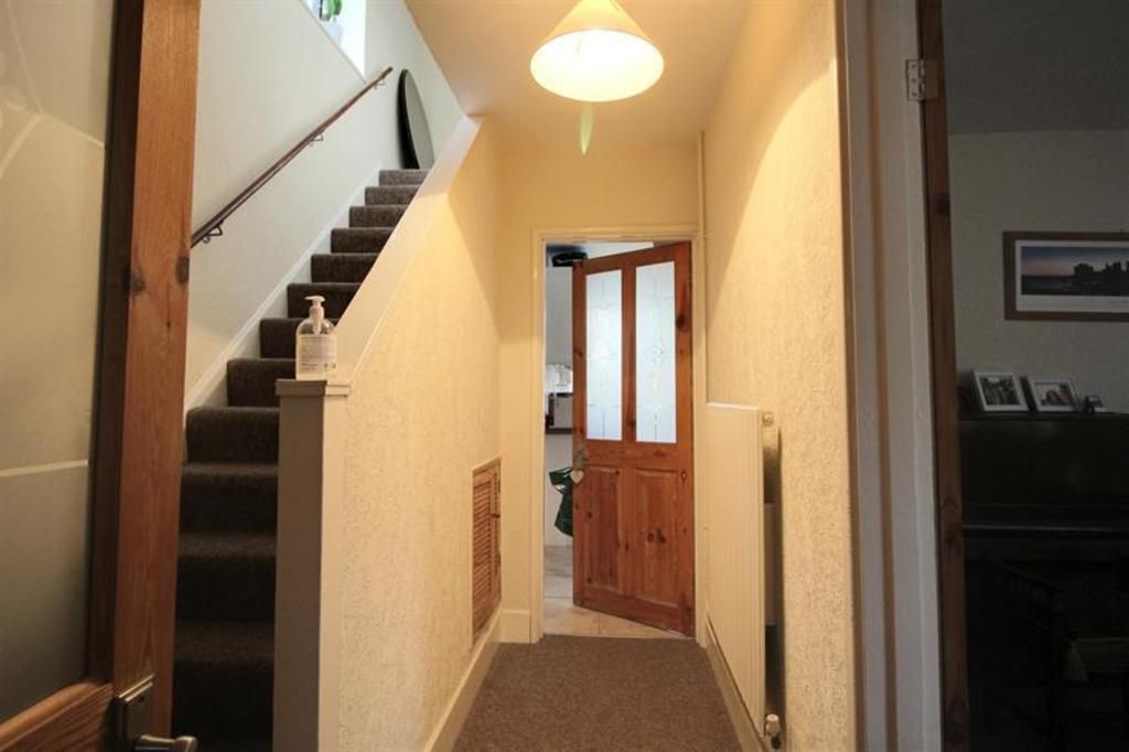 Property photo 2 of 10 Photo