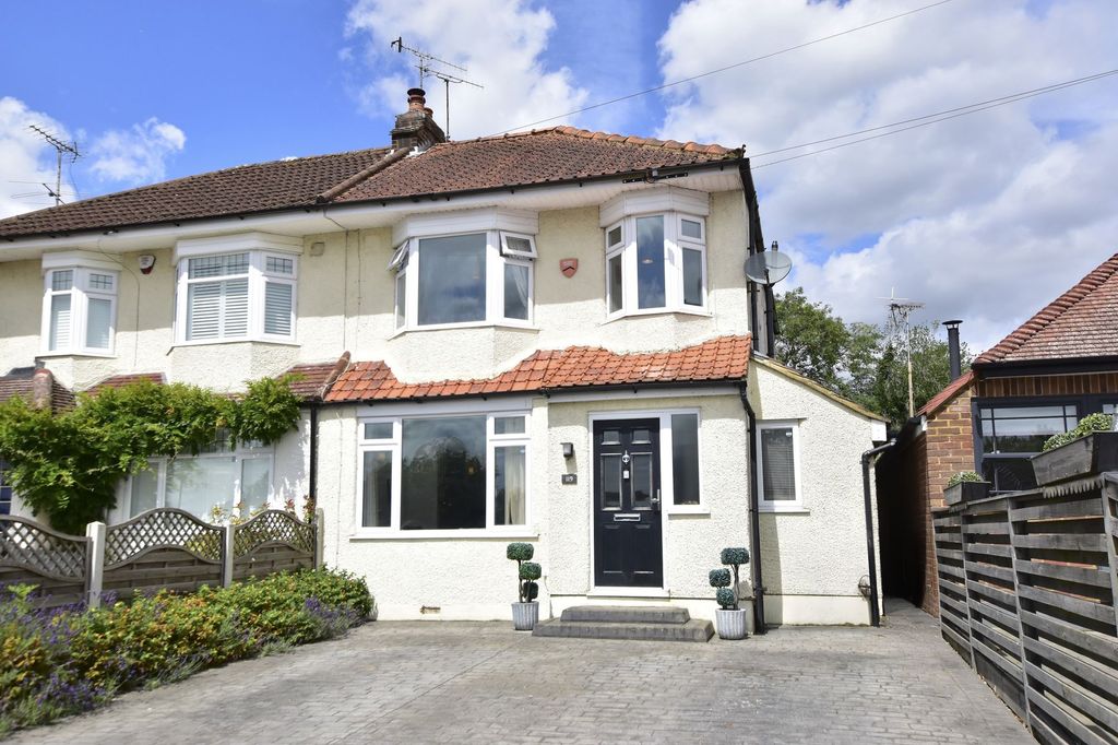 Property photo 1 of 36