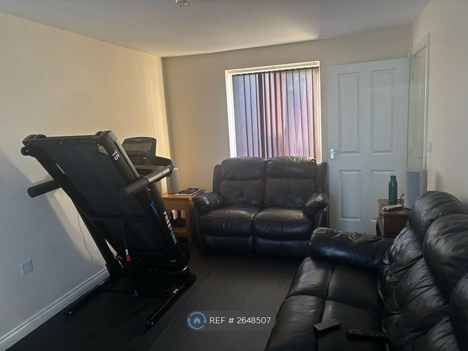 Property photo 2 of 6 Lounge