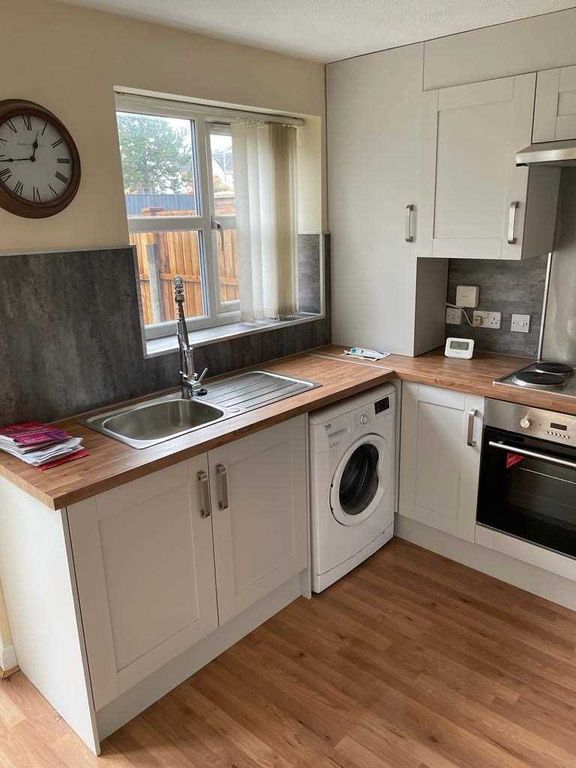 Property photo 2 of 4 Kitchen