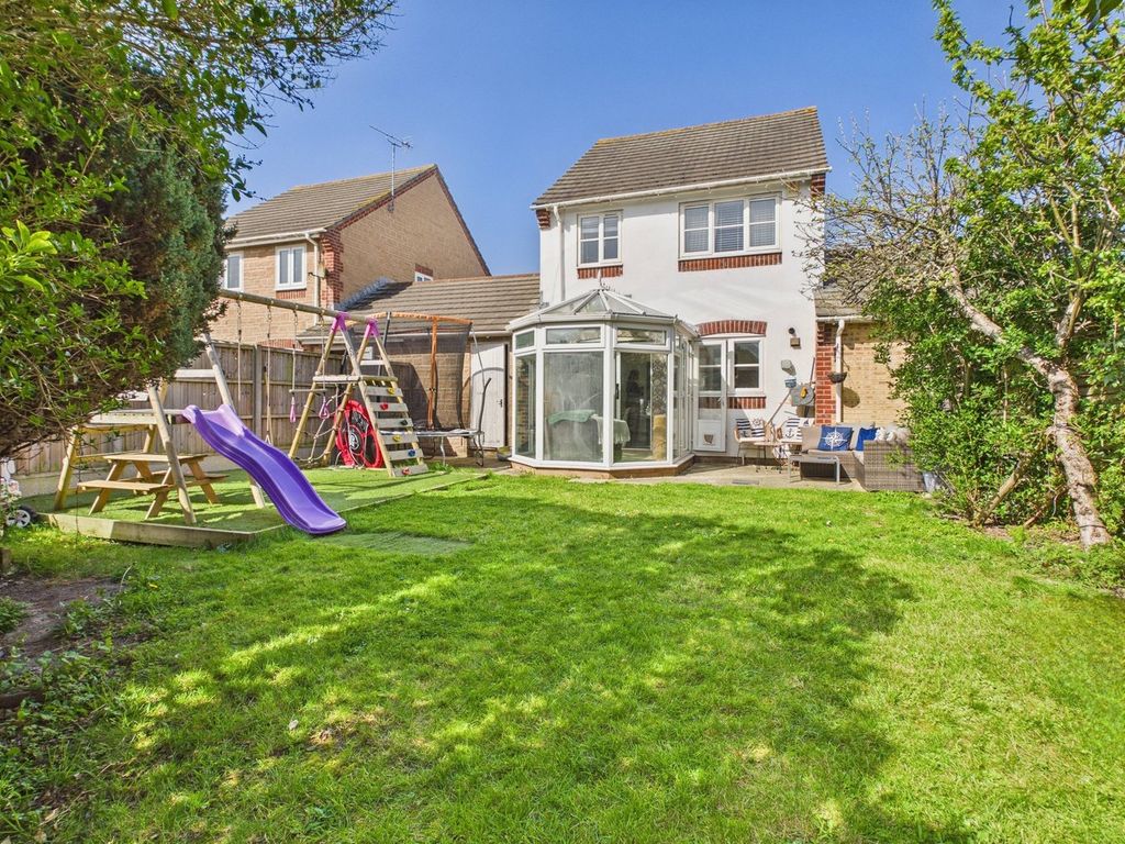 Property photo 2 of 20