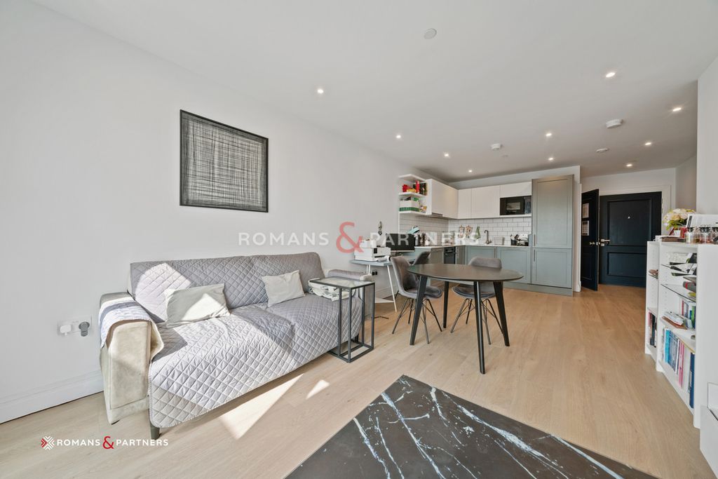 Property photo 2 of 15