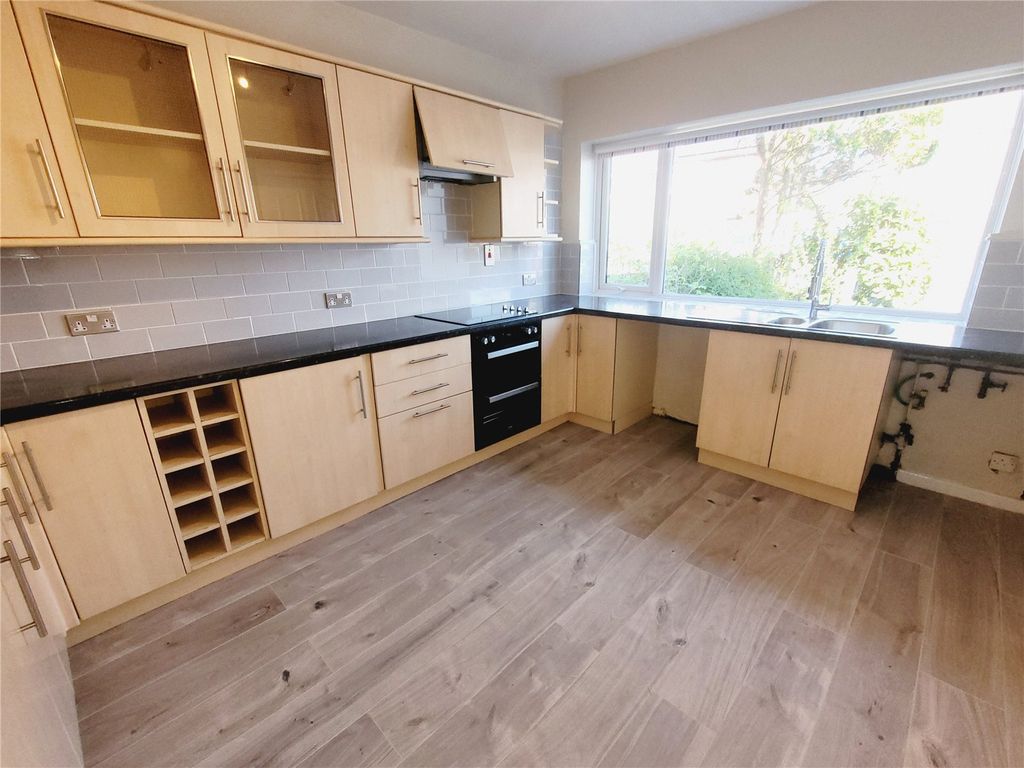 Property photo 2 of 13 Kitchen Diner