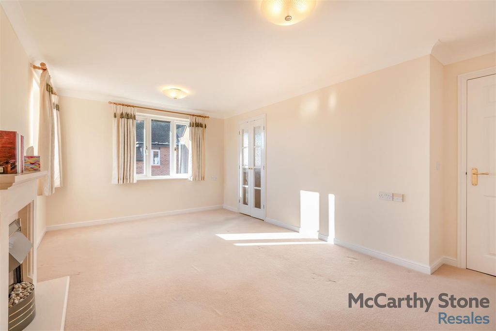 Additional image 6 of 1 bed flat for saleCaen Stone Court, Queen Street, Arundel BN18