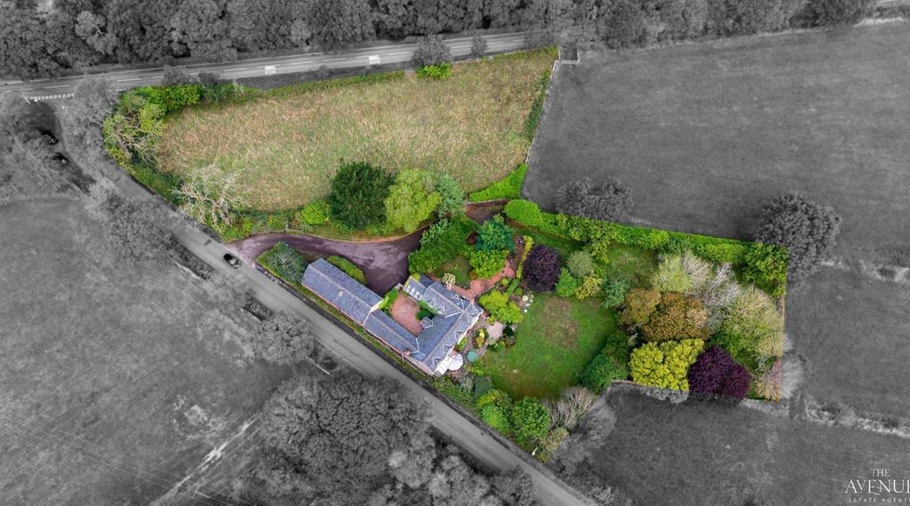 Property photo 3 of 37 5425047
