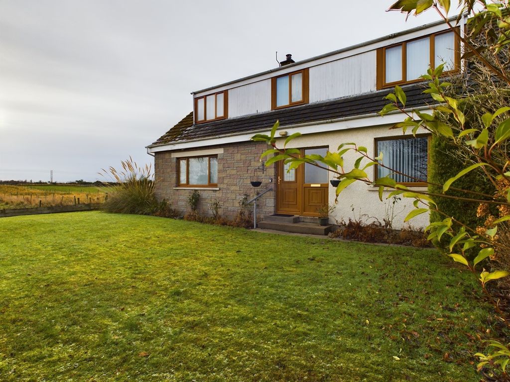 Property photo 3 of 33
