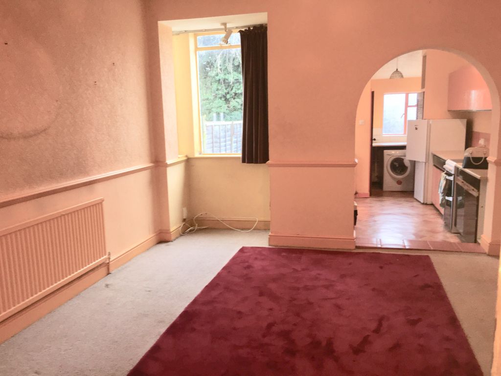 Property photo 2 of 3