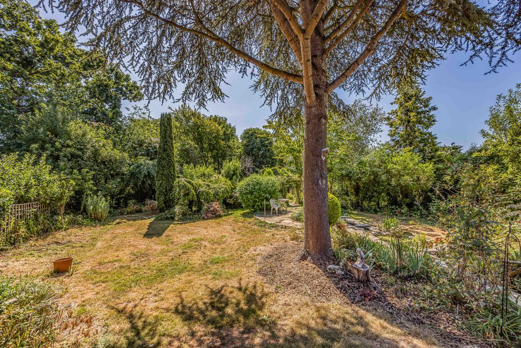 Property photo 2 of 24 Photo 19