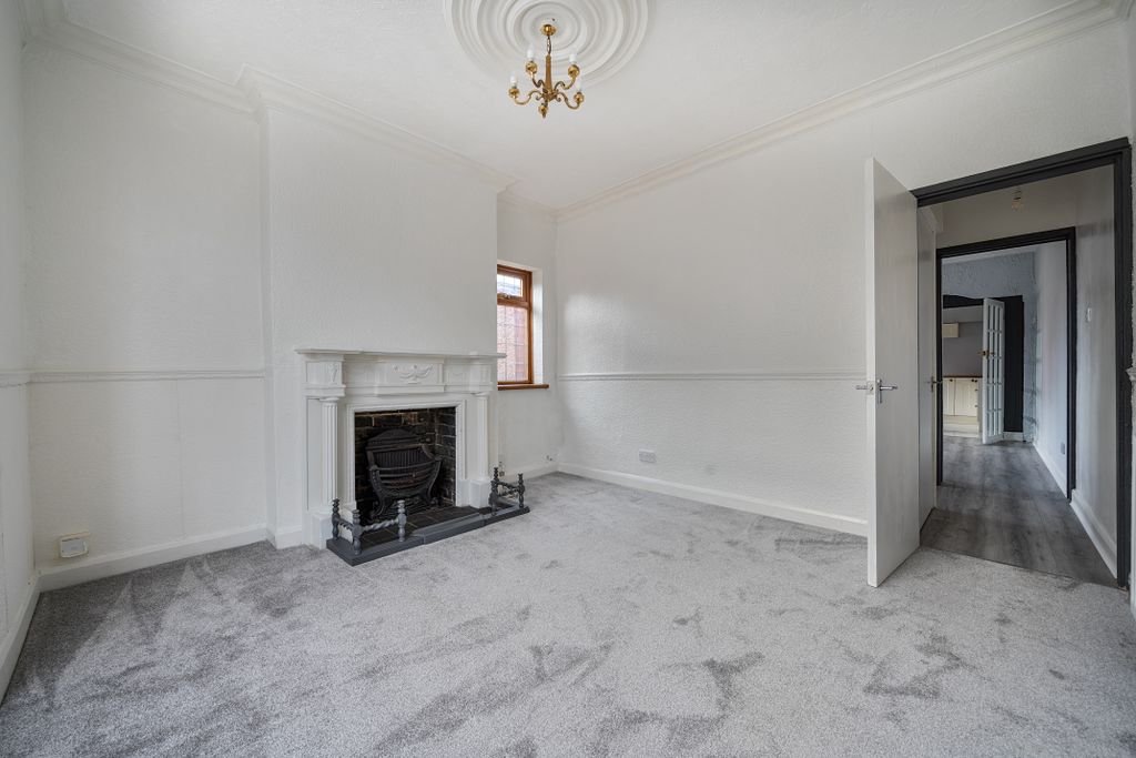 Property photo 3 of 25