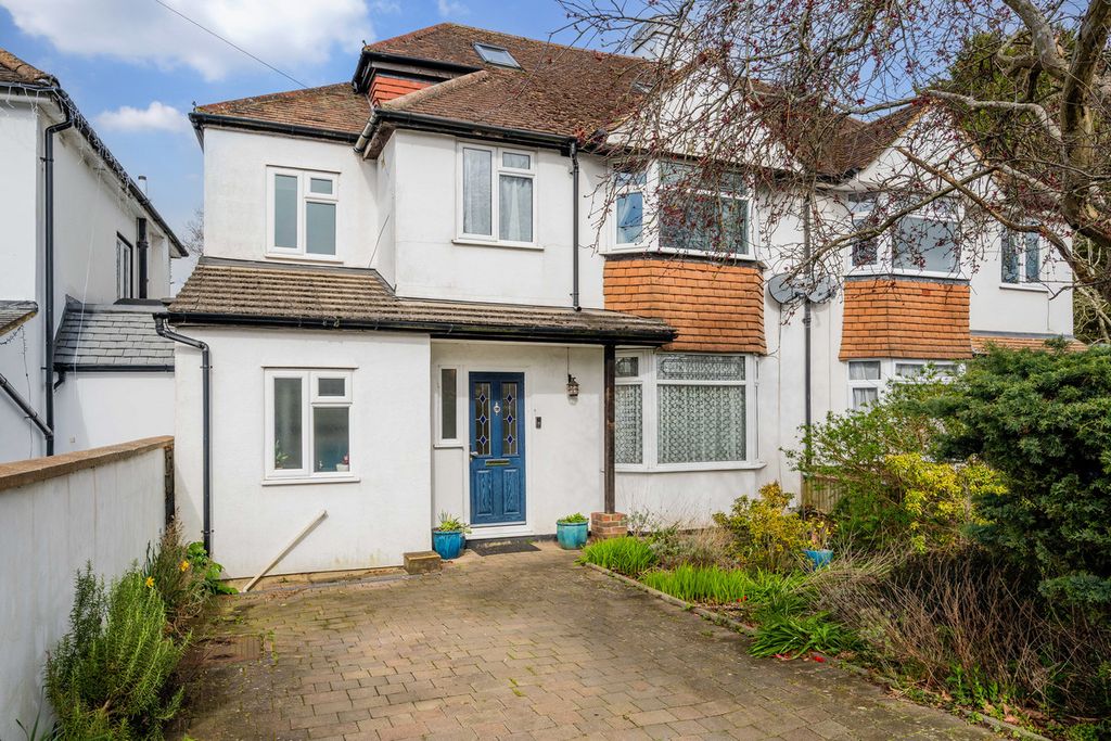 Property photo 1 of 14