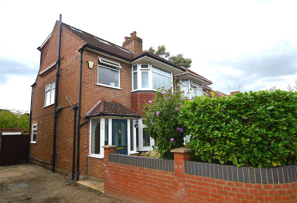 Property photo 1 of 15 329 Nelson Road.Jpg