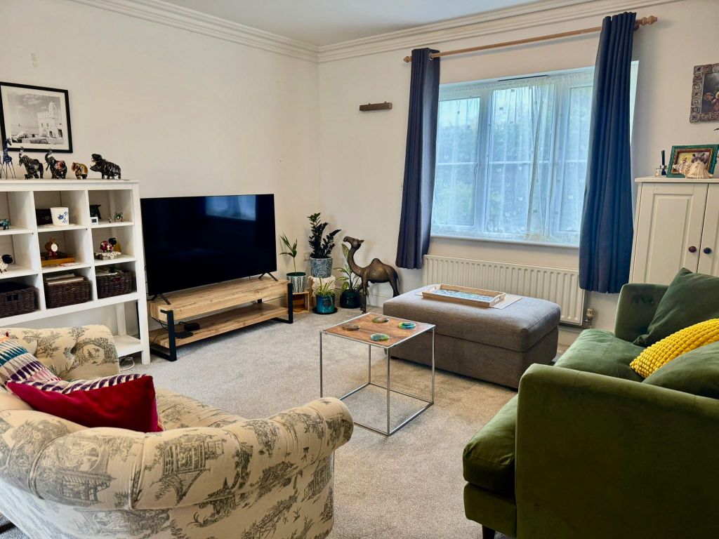 Property photo 2 of 12