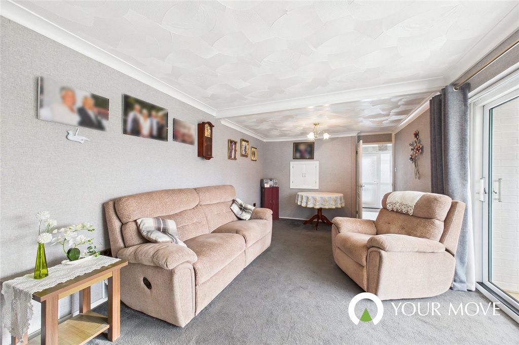 Property photo 3 of 11 Picture No. 05