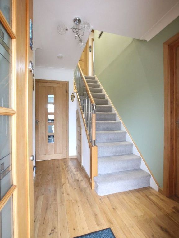 Property photo 2 of 23 Picture No. 30