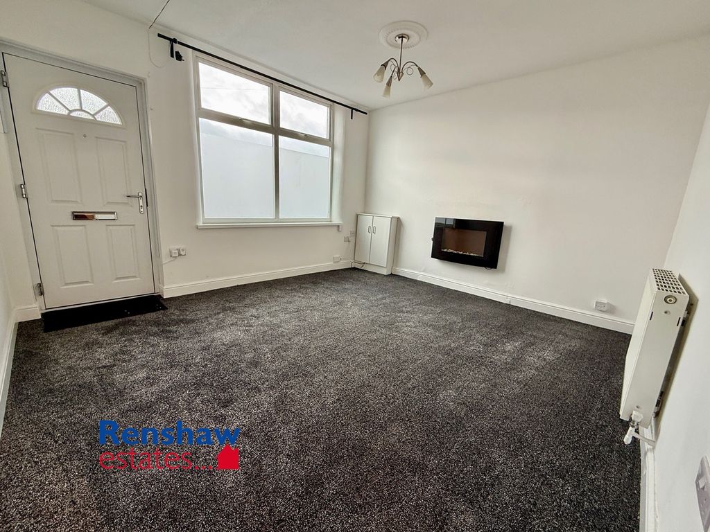 Property photo 1 of 12 L