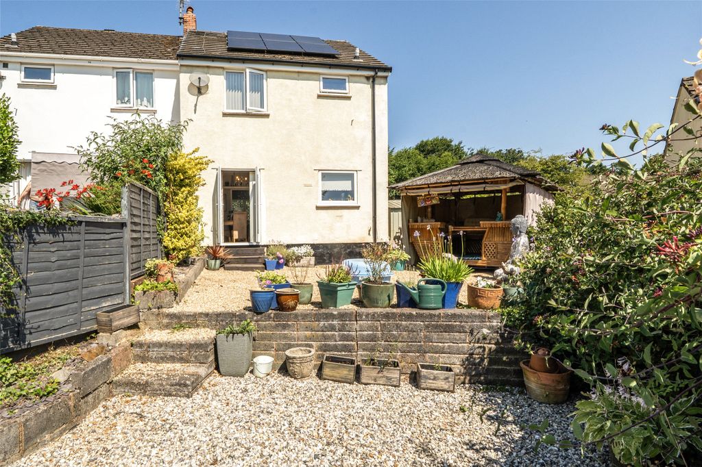 Property photo 1 of 18 1 - Picture No. 17
