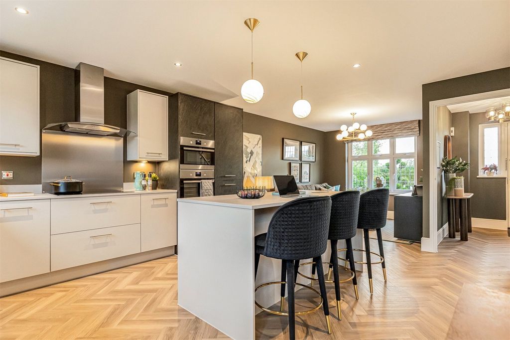 Property photo 2 of 14 Picture No. 22