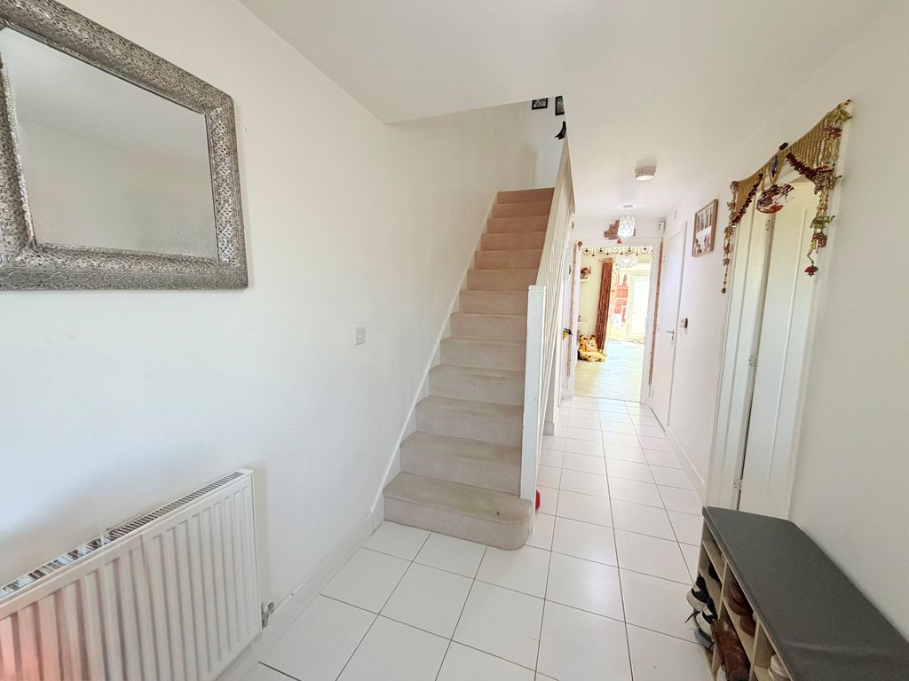 Property photo 2 of 13 Image