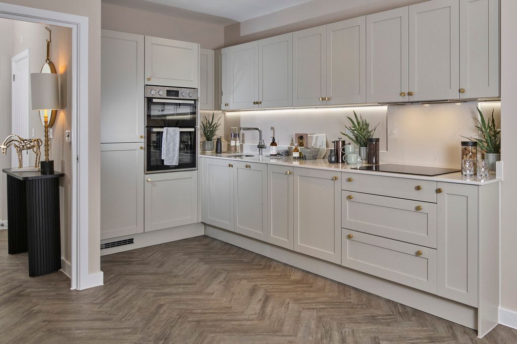 Property photo 3 of 11 Byford Kitchen
