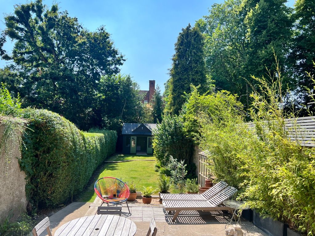 Property photo 1 of 18 4857531