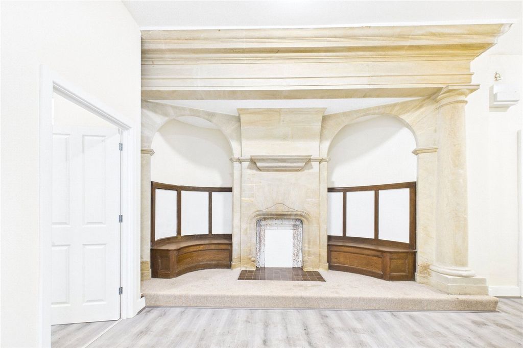 Property photo 3 of 6 Picture No. 06