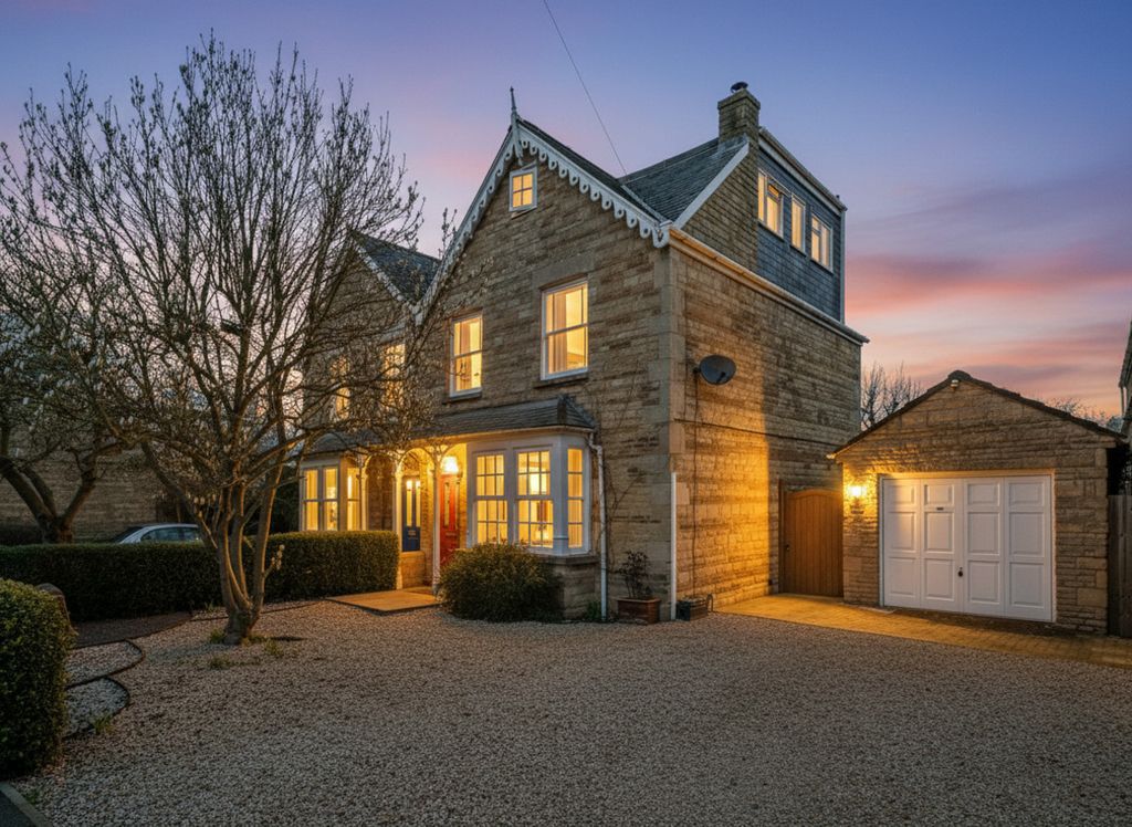 Property photo 1 of 37