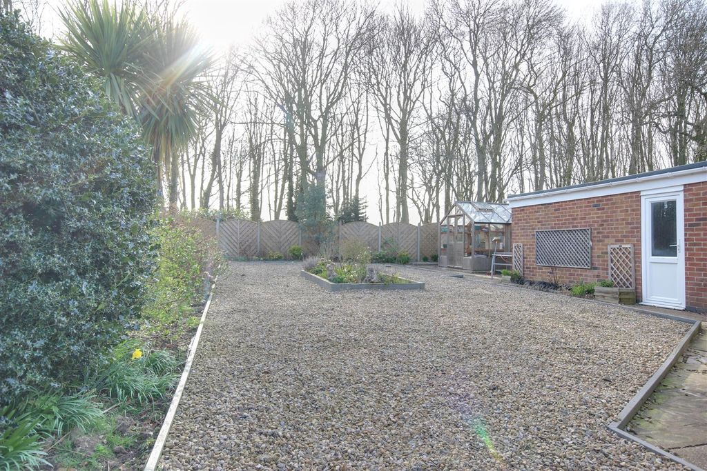 Property photo 3 of 13 Outside