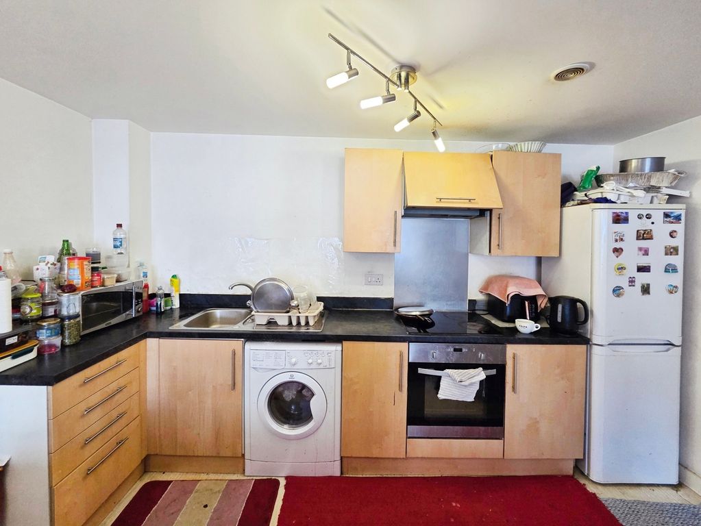 Property photo 2 of 7 Pbox-Img.Jpg