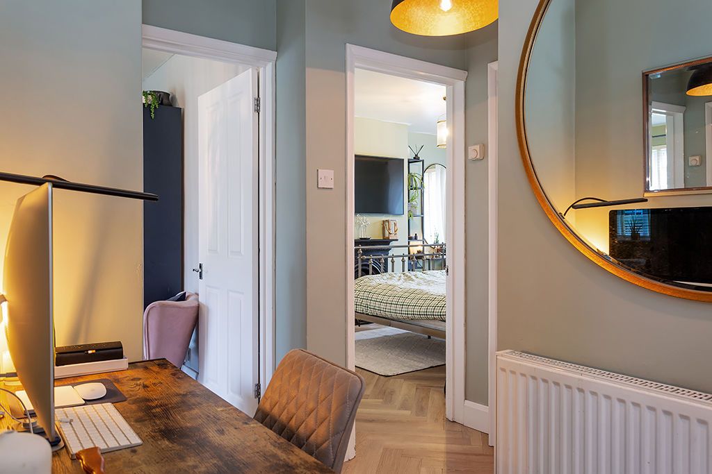 Property photo 3 of 19 Entrance