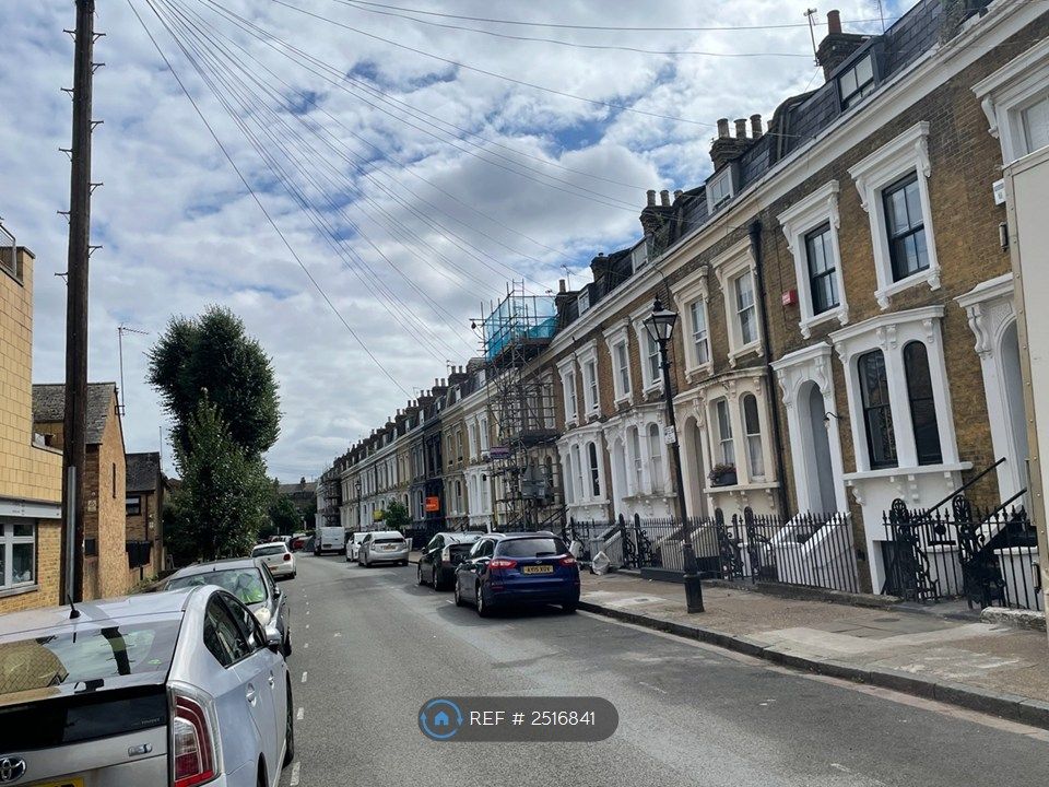 Property photo 1 of 13 Tomlin's Grove