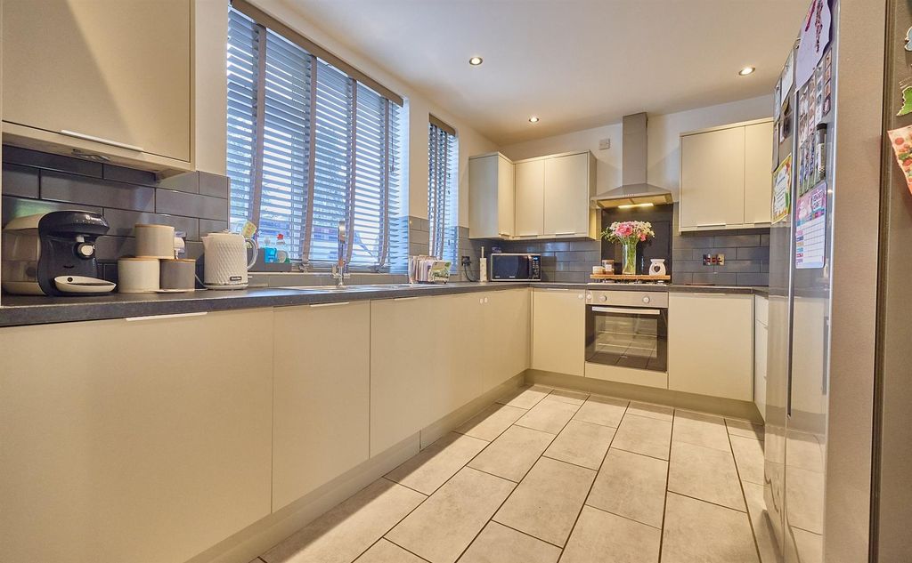 Property photo 3 of 11 Refitted Breakfast Kitchen To Front