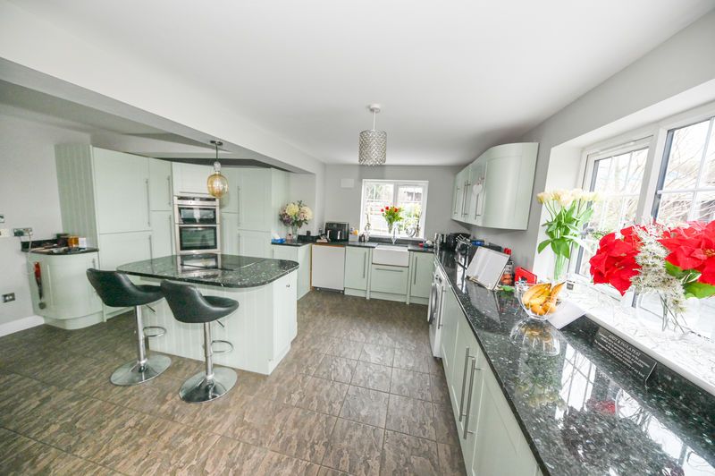 Property photo 2 of 15 Photo 7