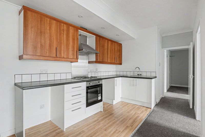 Property photo 2 of 7 Photo 5