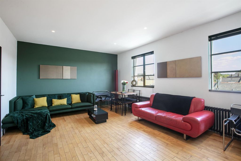 Property photo 2 of 17 3Y6A4132.Jpg