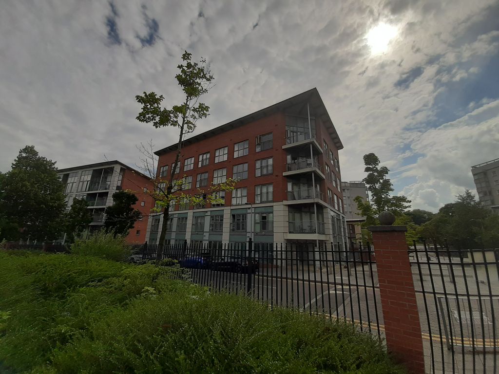 Property photo 1 of 9