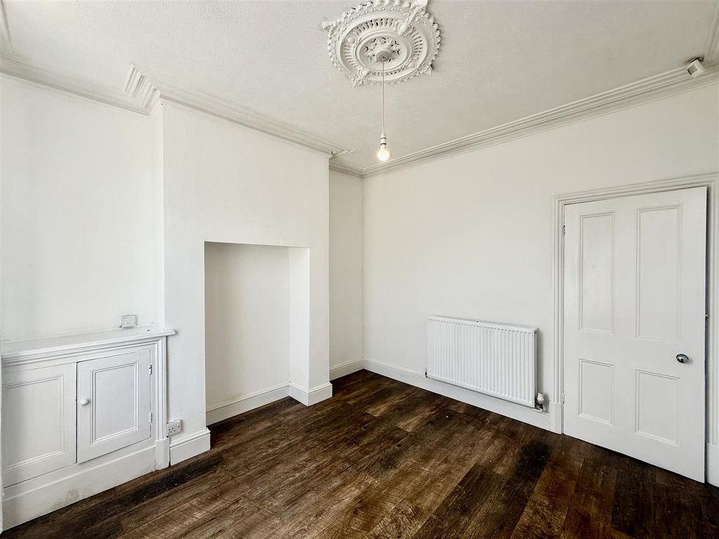 Property photo 3 of 19 3