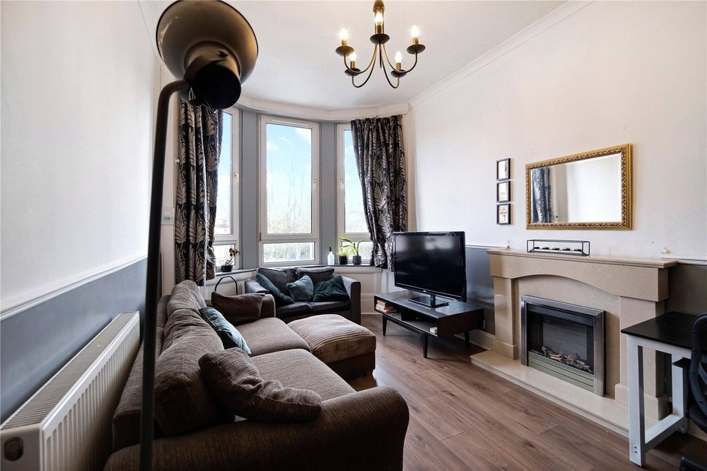 Property photo 2 of 13 Picture No. 02