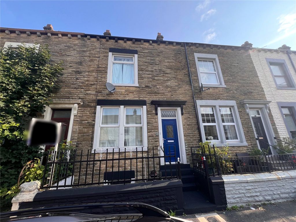 Property photo 1 of 16 Picture No. 23