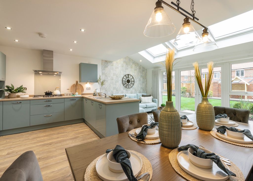 Property photo 2 of 8 Stonefield Edge 115