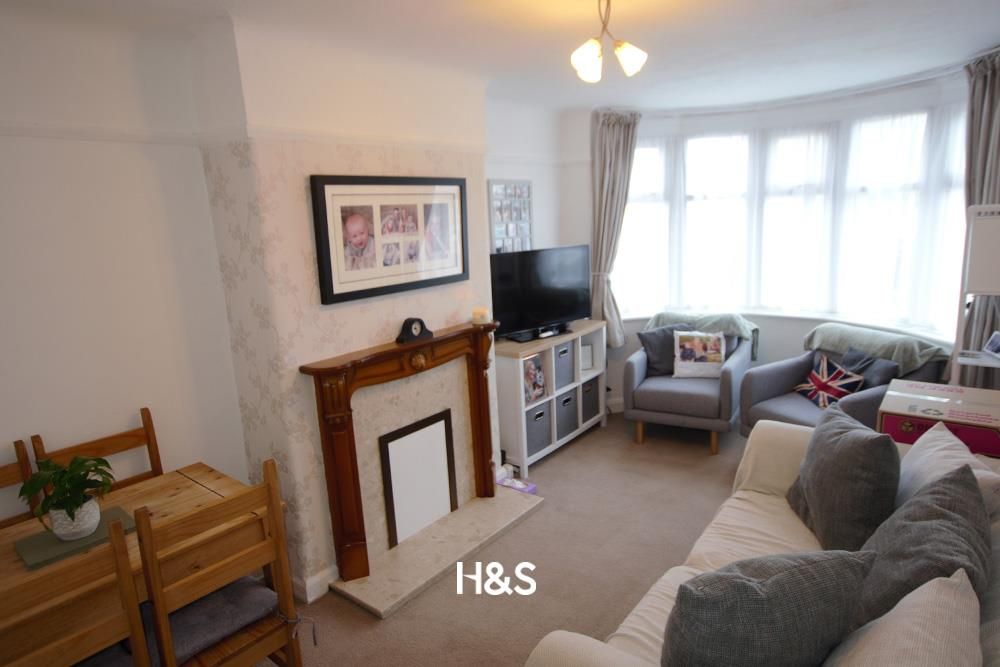 Property photo 2 of 14 244 Church Road - Lounge 2.Jpg