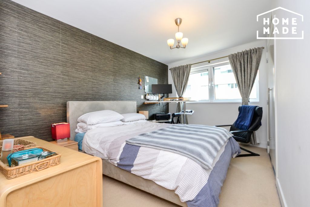 Property photo 3 of 9